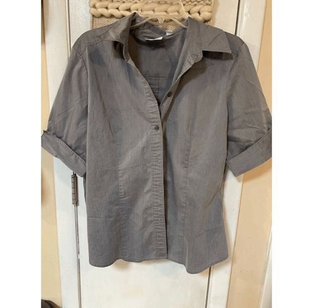 New York & Co button up Grey Blouse